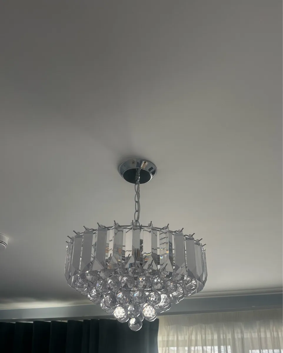 Chrome effect medium pendant light - Image 2