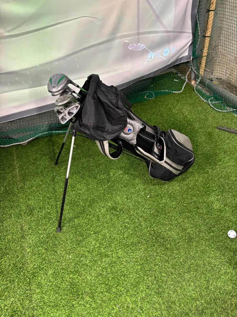 Kids golf clubs - Image 1