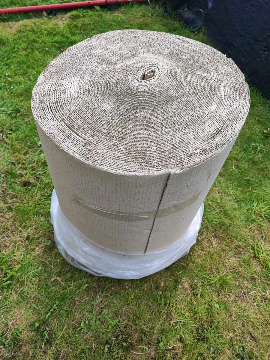 Corrugated packing cardboard roll 750mm - Image 1