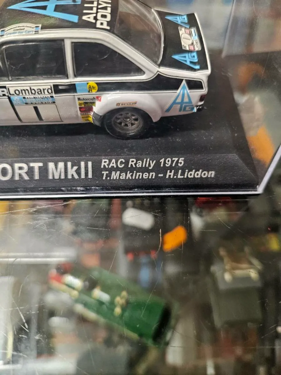 Corgi Trofeu Ford Escort MKII Rally - Image 2