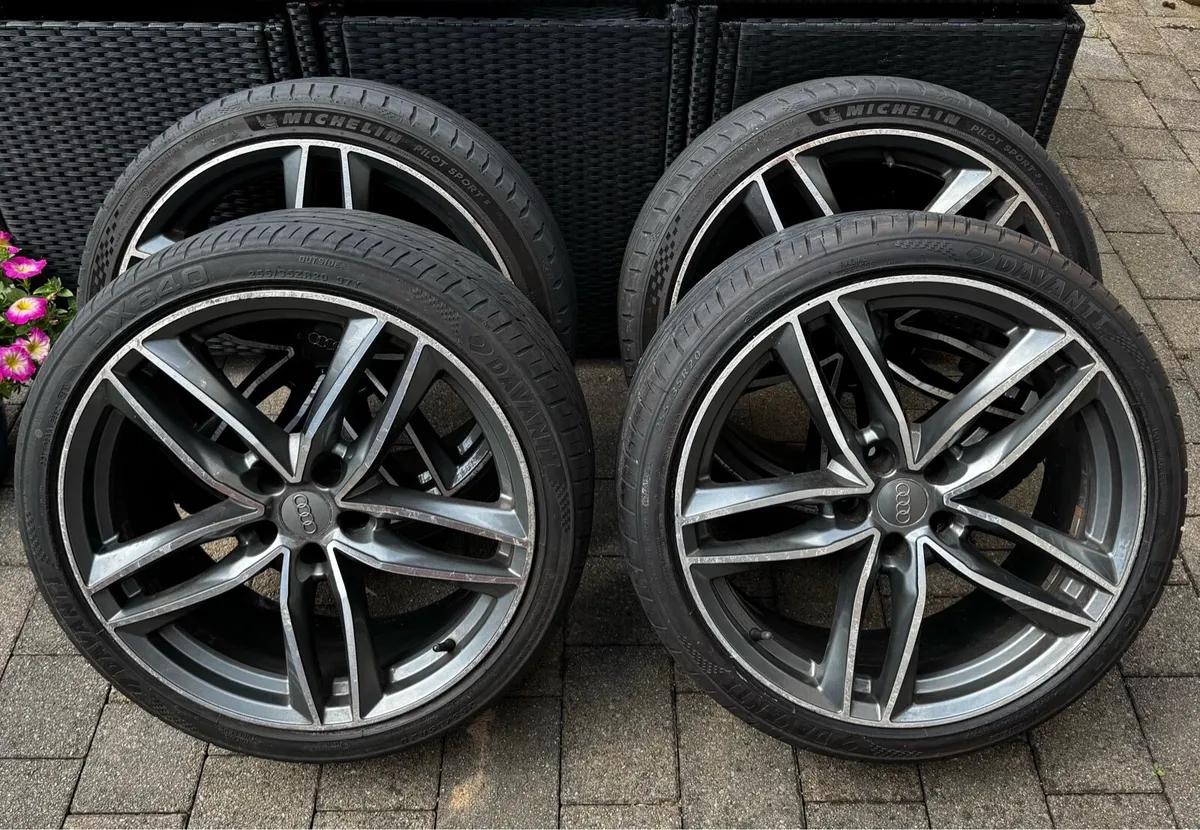 Audi rs6 alloys - Image 1