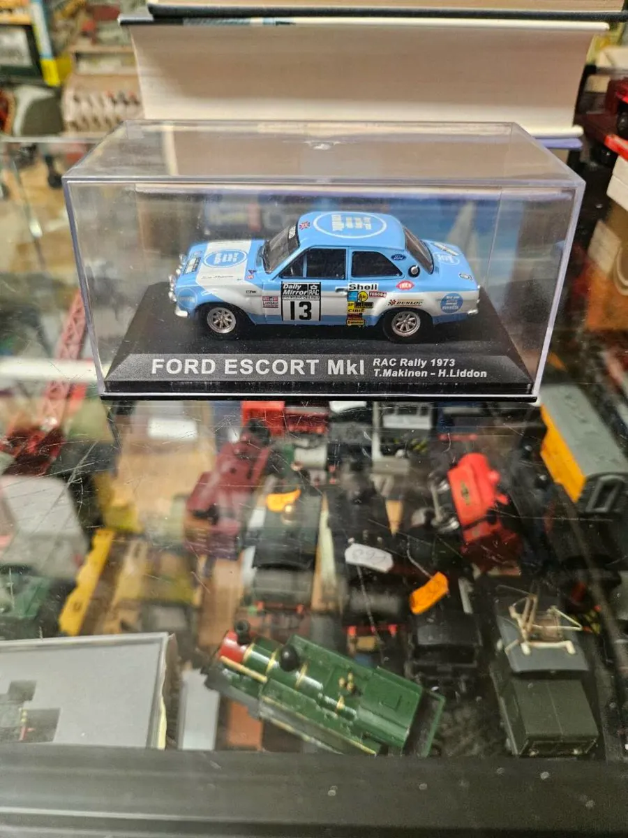 Corgi Trofeu Ford Escort MKI Rally - Image 1