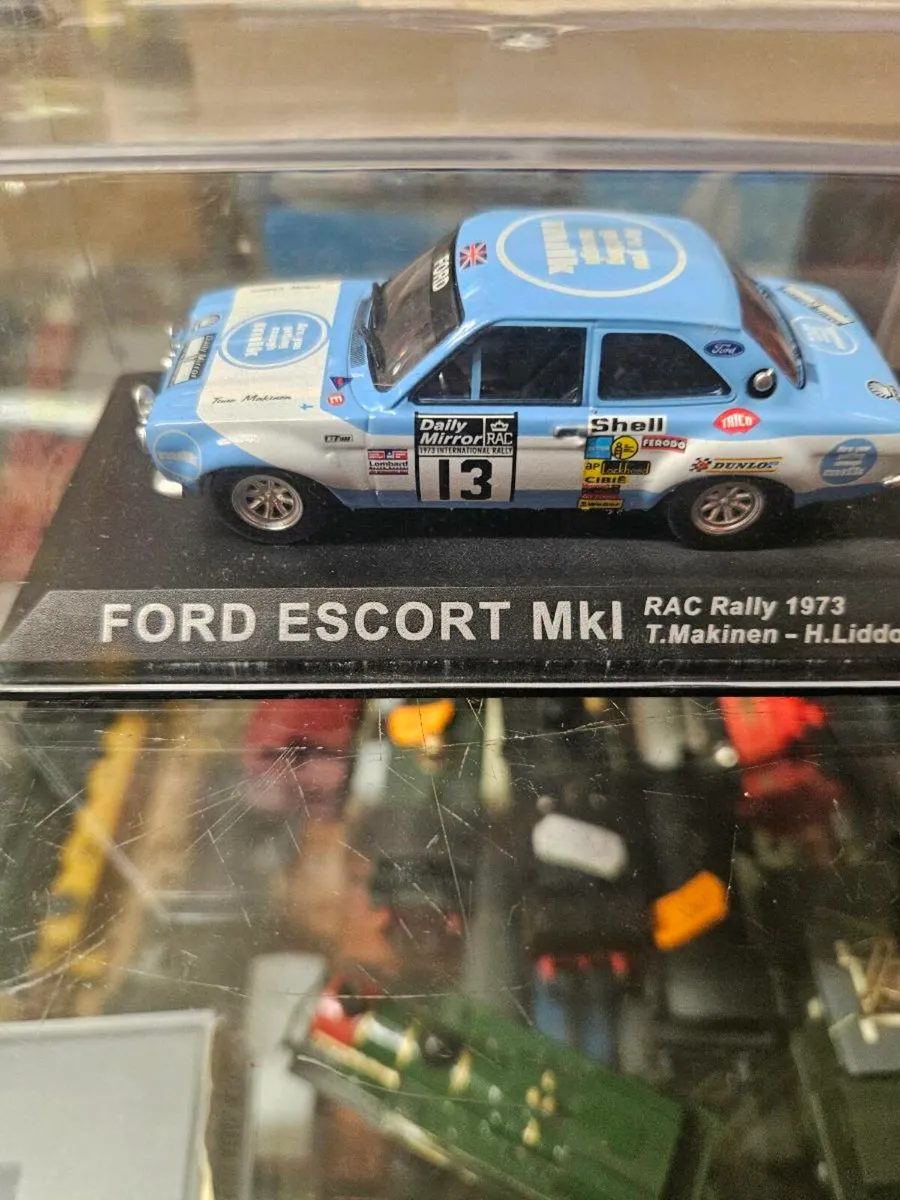 Corgi Trofeu Ford Escort MKI Rally - Image 2