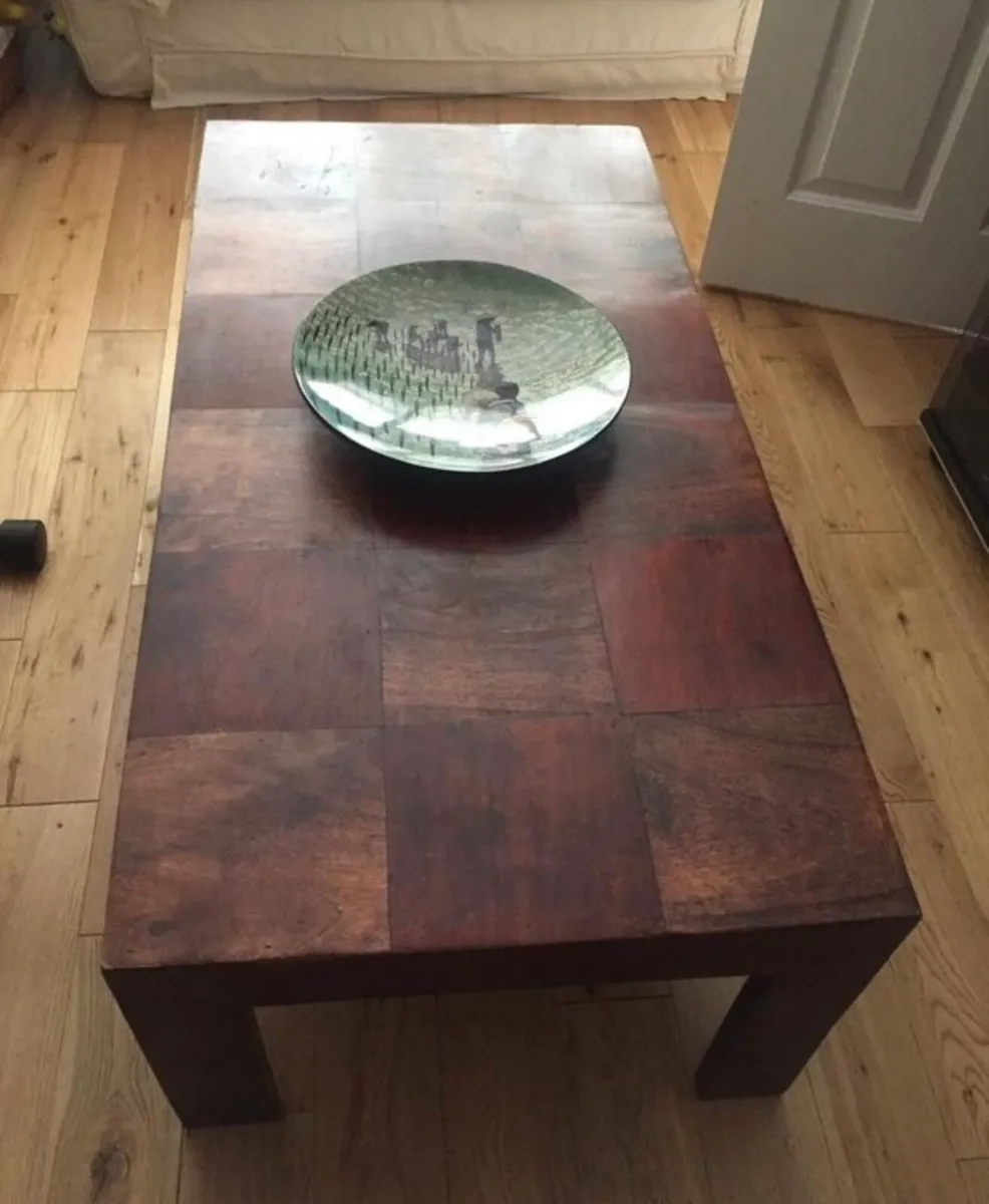 Coffee table instore - Image 1