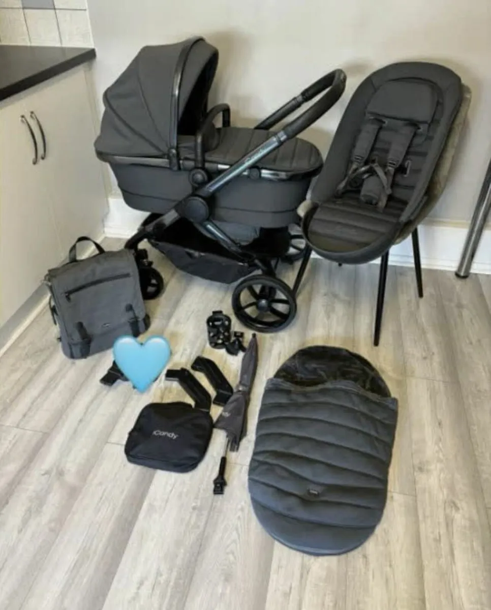 iCandy Peach 7 Pushchair - Image 1