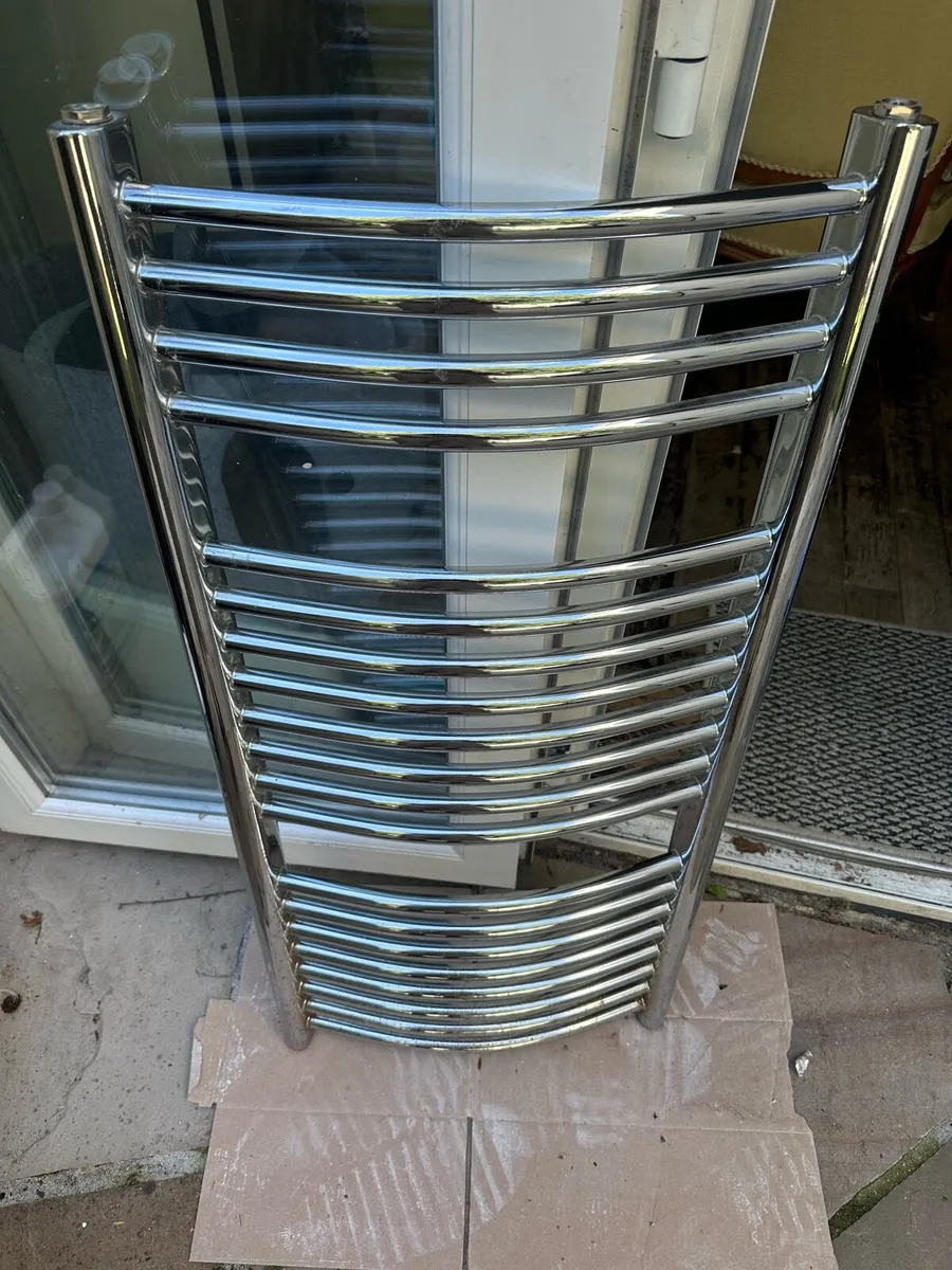 Bathroom towel radiator - Image 4