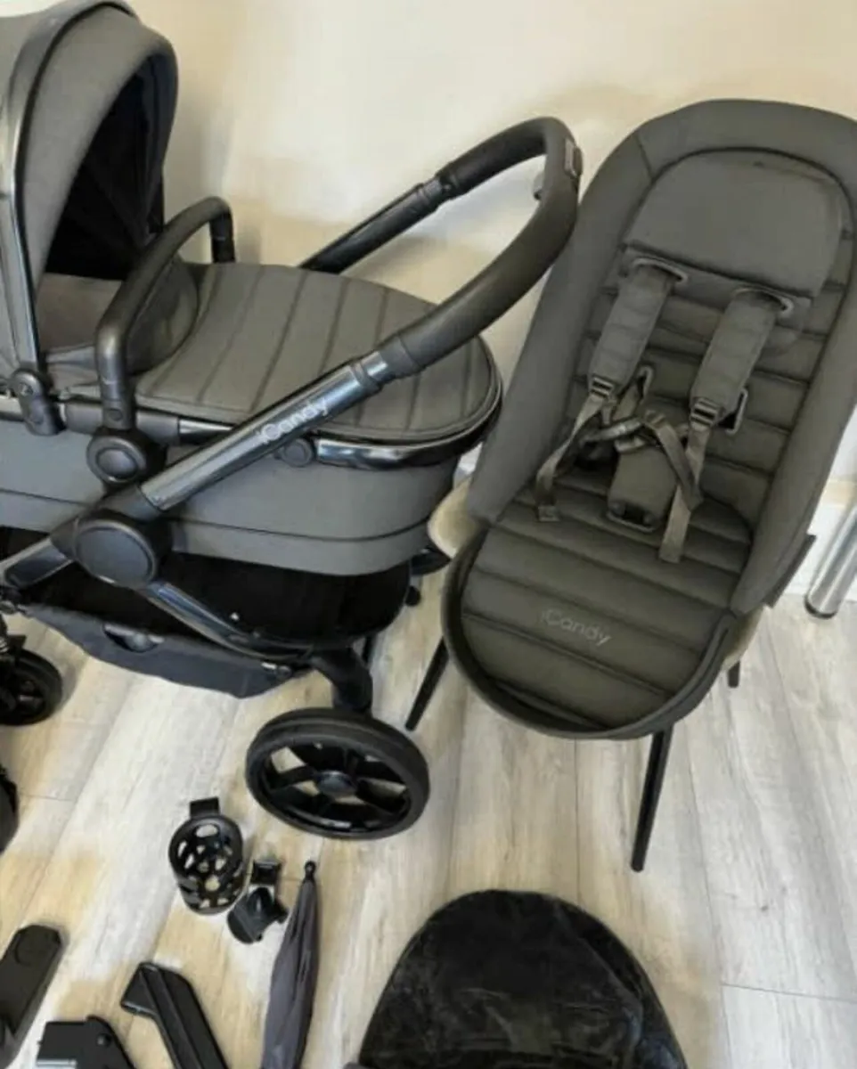 iCandy Peach 7 Pushchair - Image 2