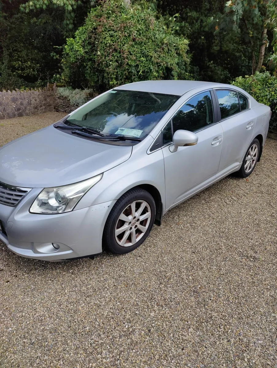 Toyota Avensis 2011 - Image 4