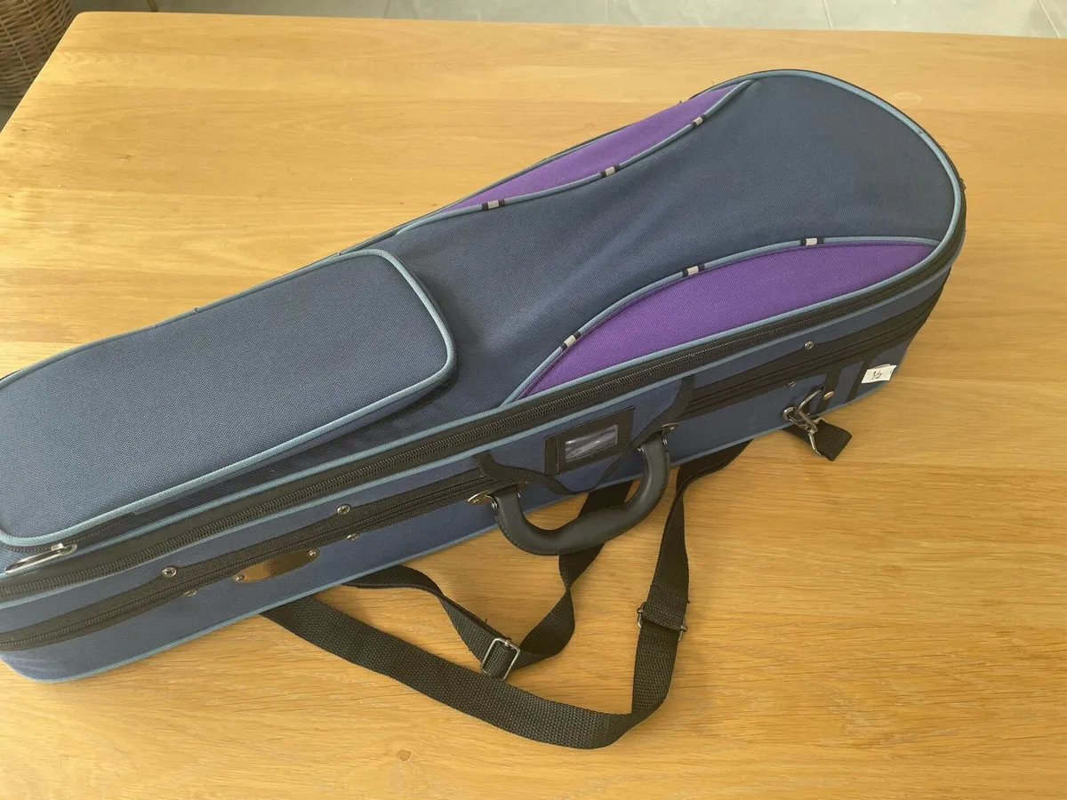 Stentor Student Standard Violin Outfit, 1/2 - Image 3