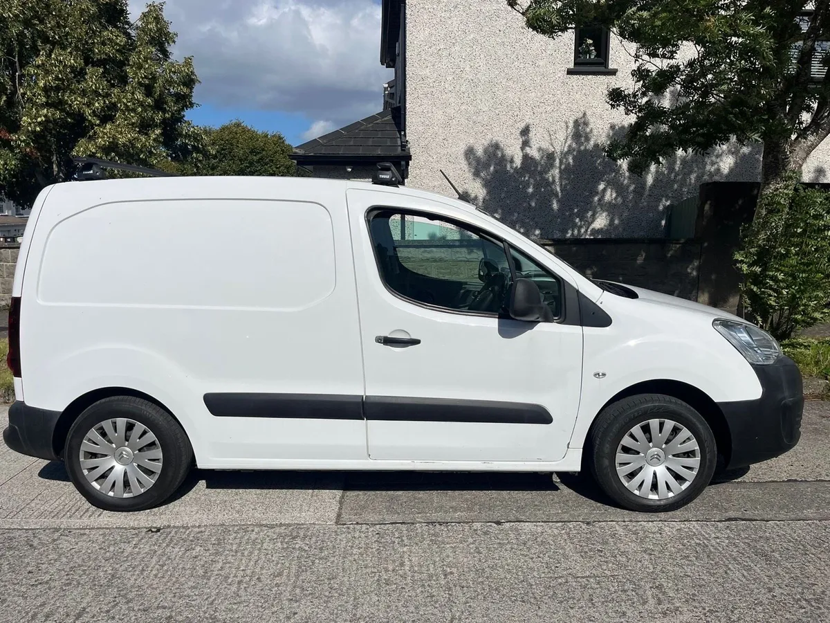 2017 Citroen Berlingo CVRT 07/26 - Image 2