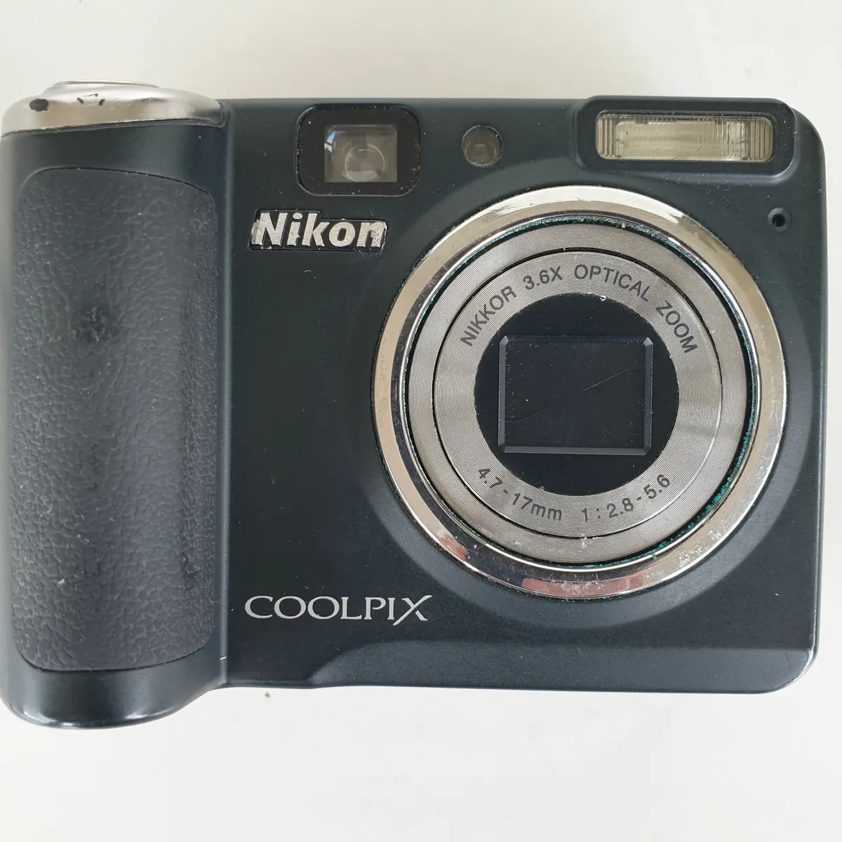 Nikon Coolpix P50 8.1 MP digital Camera - Image 1