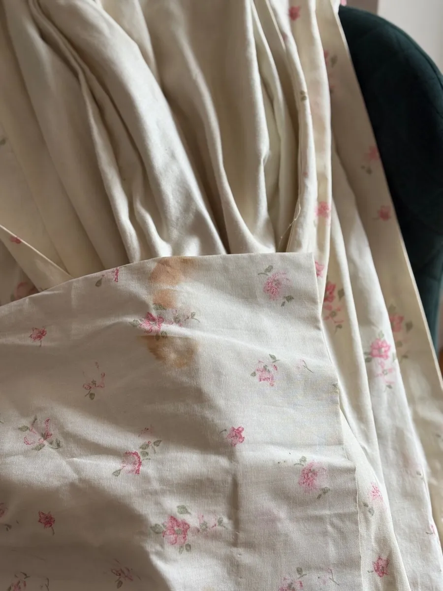 Curtains - Image 1