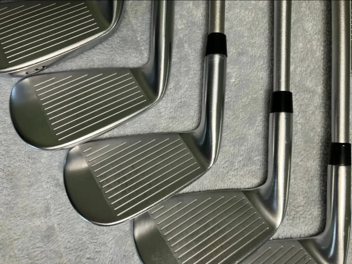 Mizuno JPX 921 Tour 4-PW Irons - Image 3