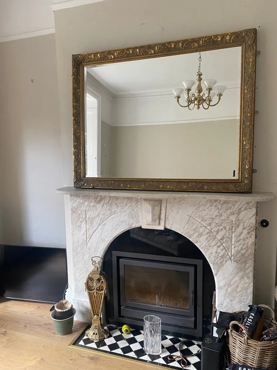 Over mantel vintage gilt mirror - Image 1