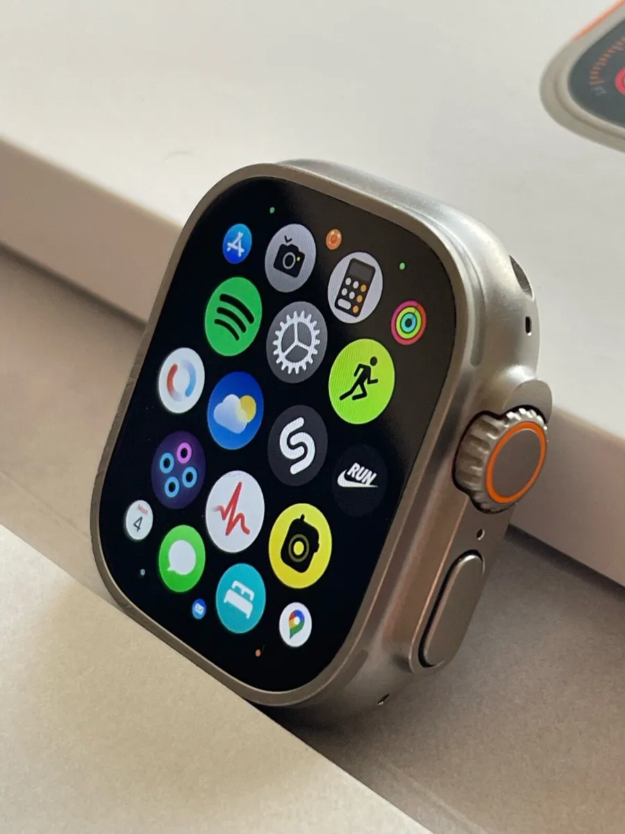Apple Watch Ultra 2 - Image 3