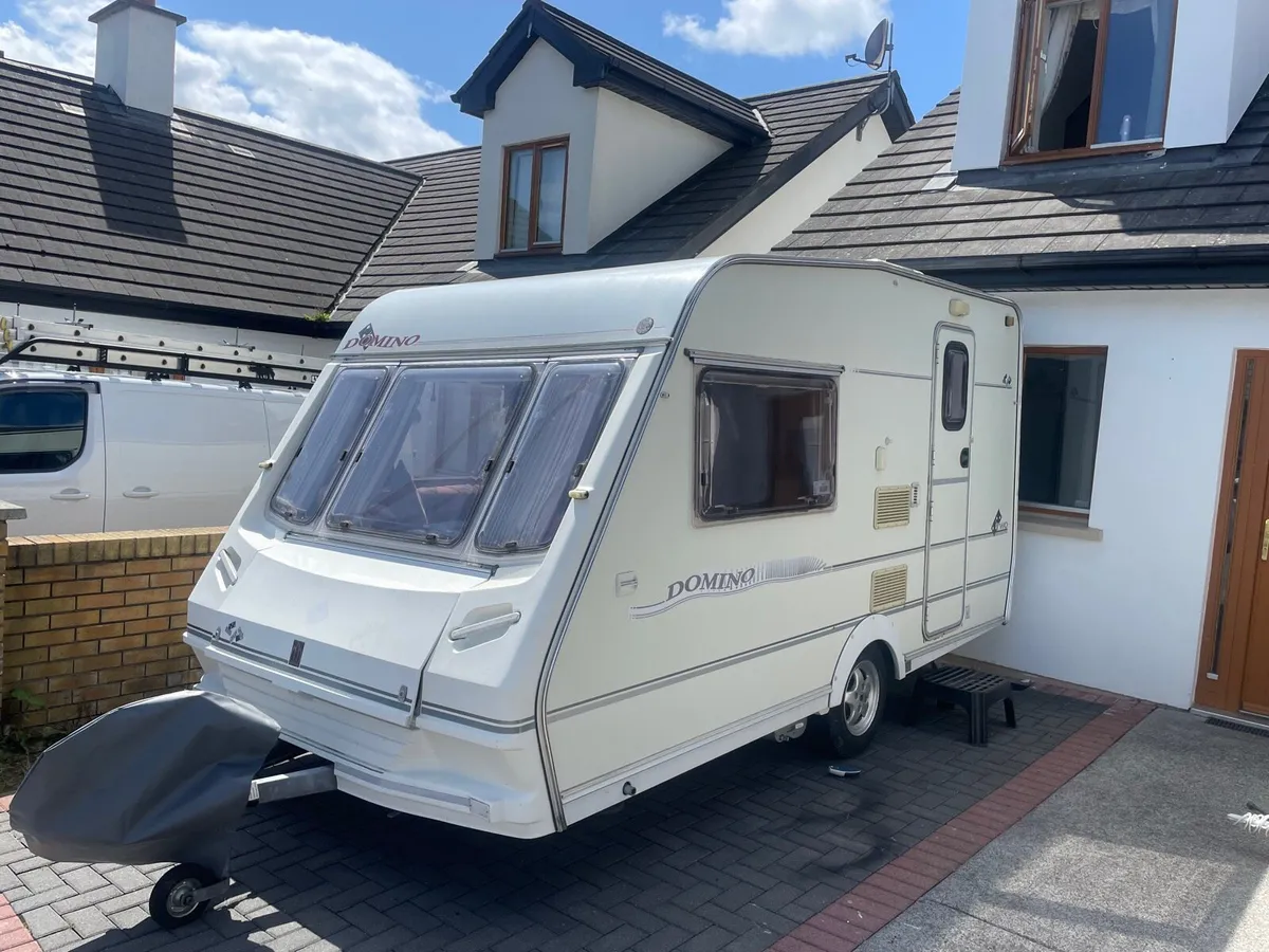 Abi 2/3 berth only 900kgs & Awning & remote mover - Image 2