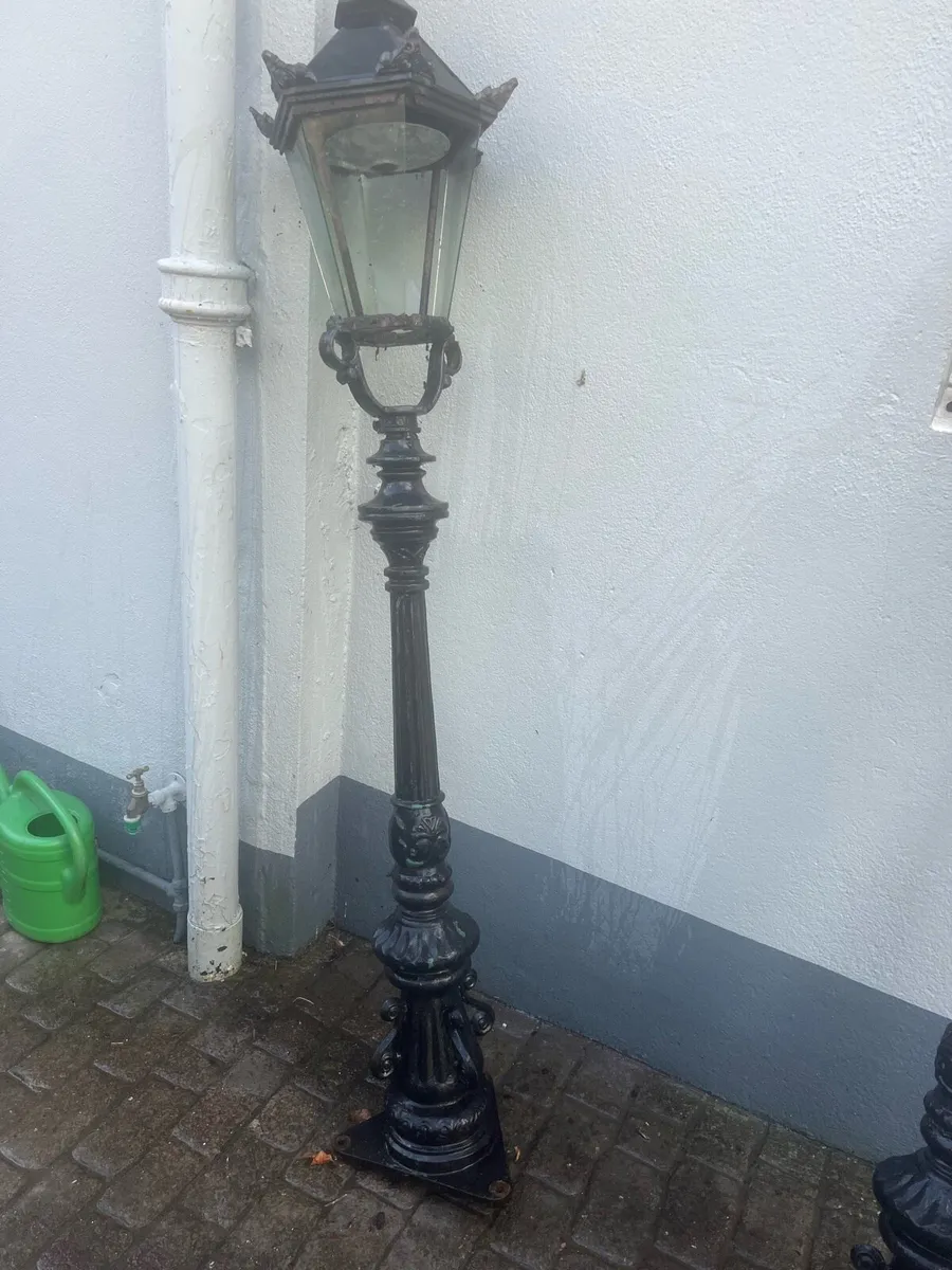 Cast iron lights - Image 2