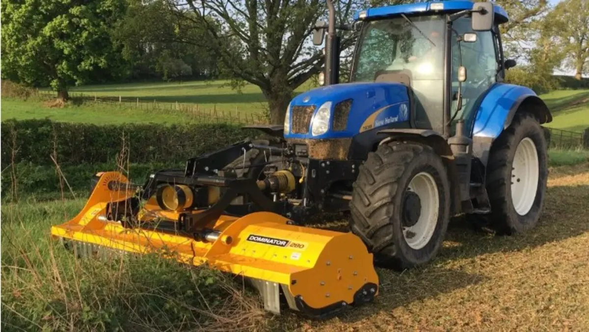 MCCONNEL DOMINATOR 280 FRONT/REAR FLAIL - Image 1