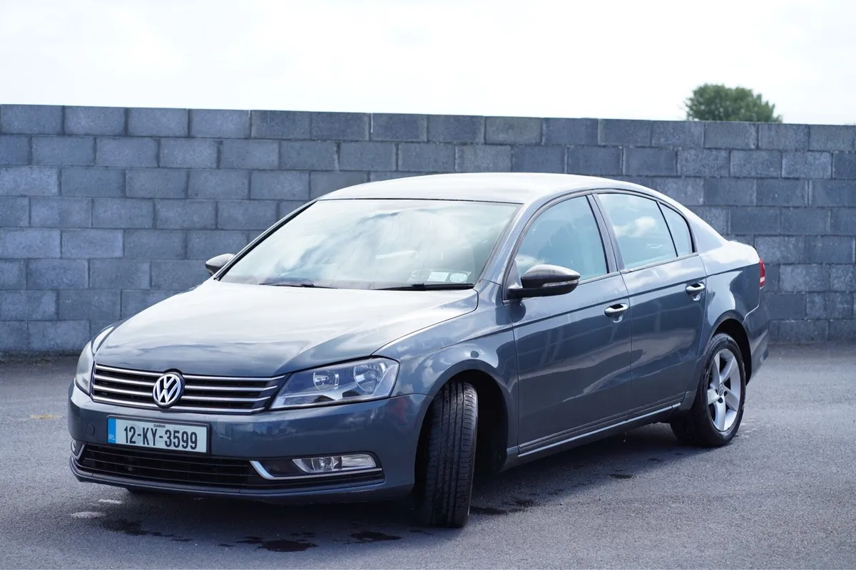 VW PASSAT AUTOMATIC DIESEL - Image 2