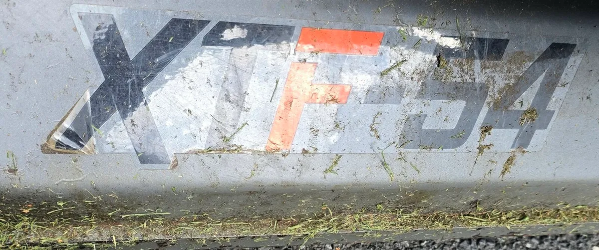 2 commercial zero turn mowers - Image 4