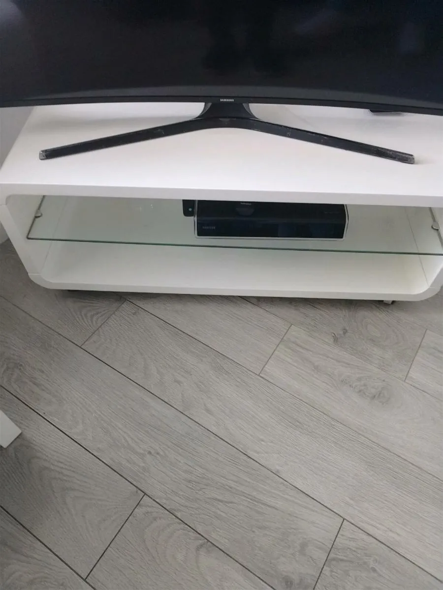 White gloss tv unit - Image 3