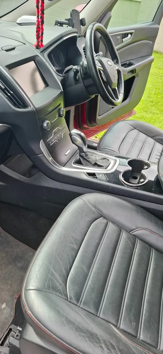 Ford Galaxy 2016 - Image 2