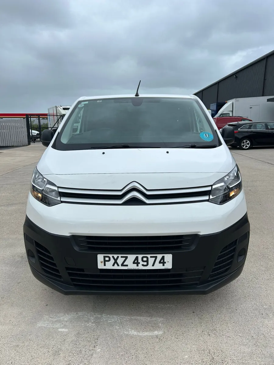 June 2021 Citroen Dispatch 1.5L - Image 2