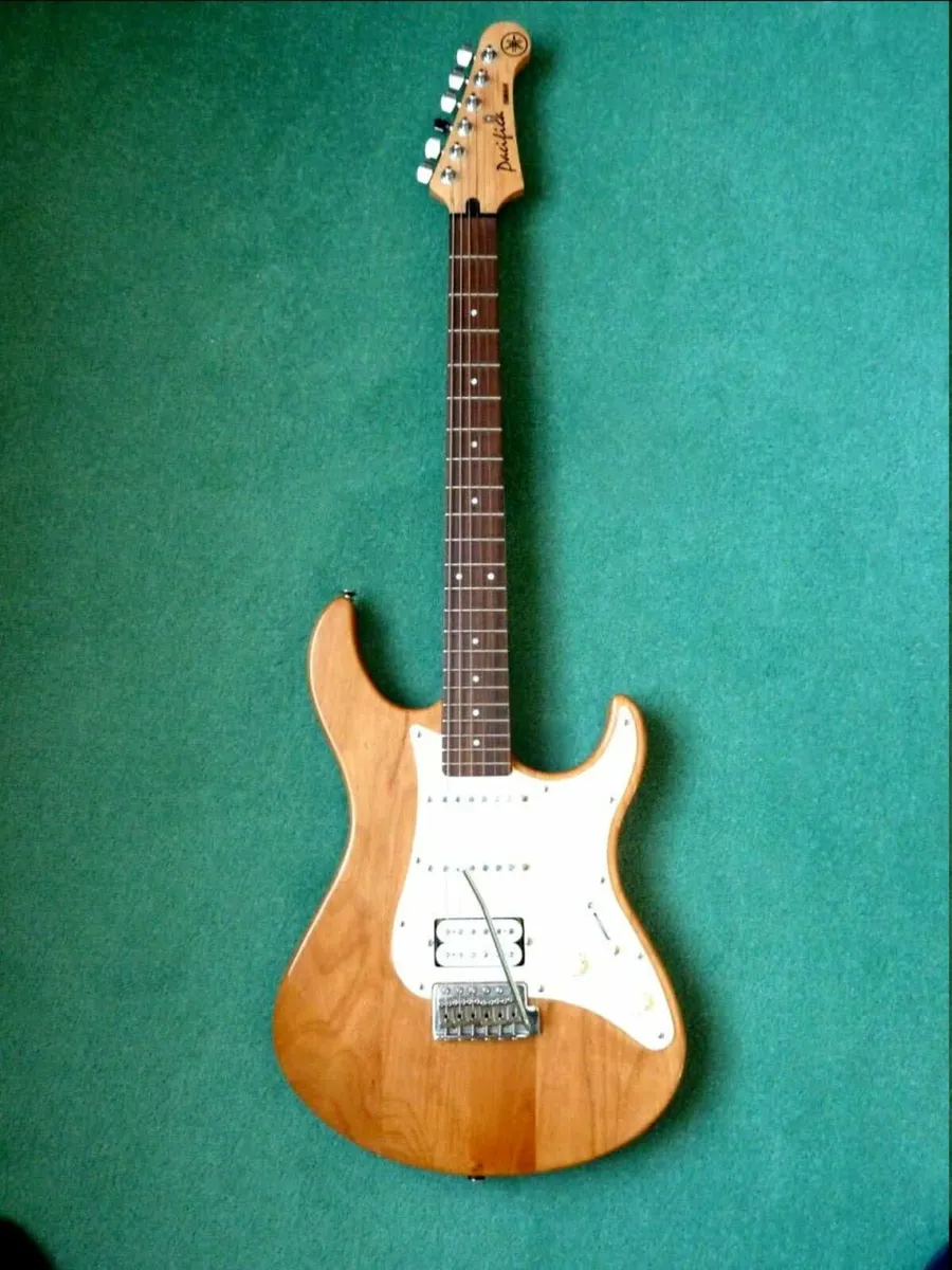 Yamaha "Pacifica" Electric Guitar in Hiscox - Image 1