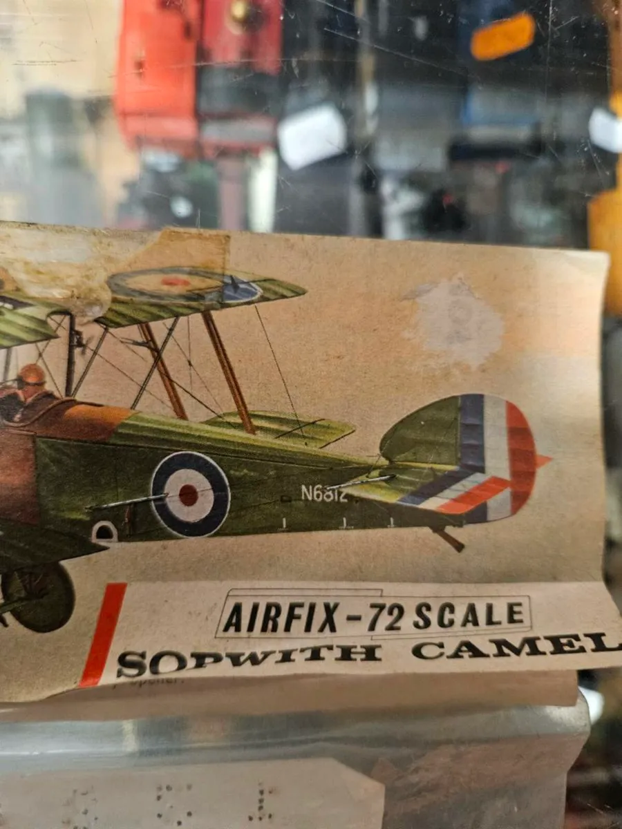 Vintage Airfix WW1 Sopwith Camel - Image 2