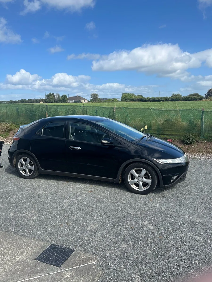 Honda Civic 2009 - Image 1