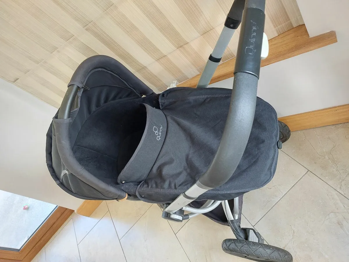 Quinny pushchair and carry cot - Image 2