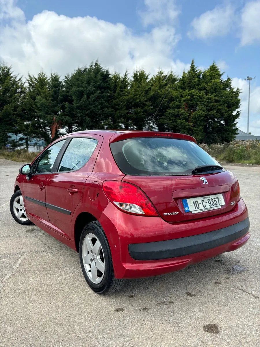 Peugeot 207 2010 - Image 2