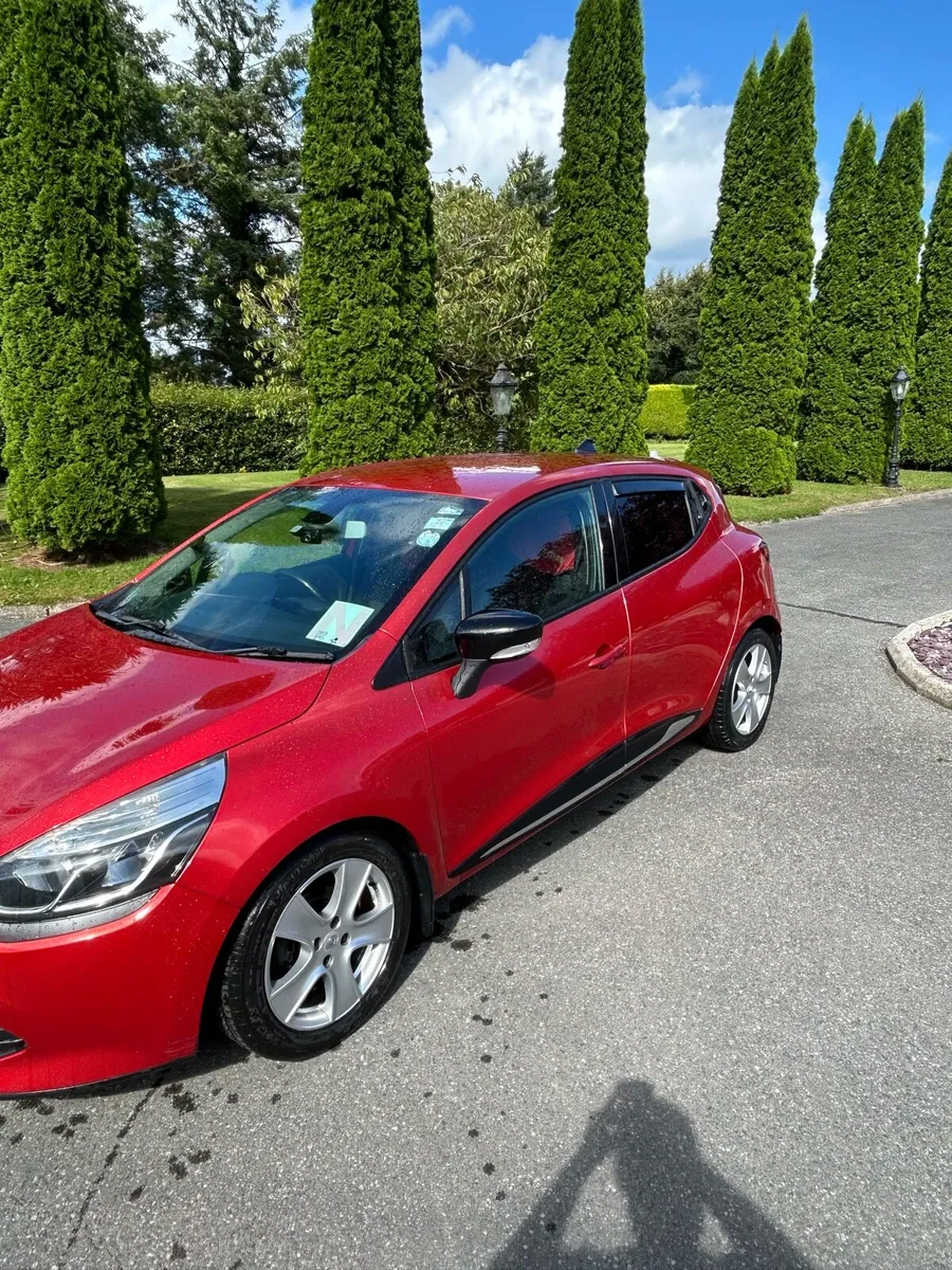 Renault Clio - Image 2