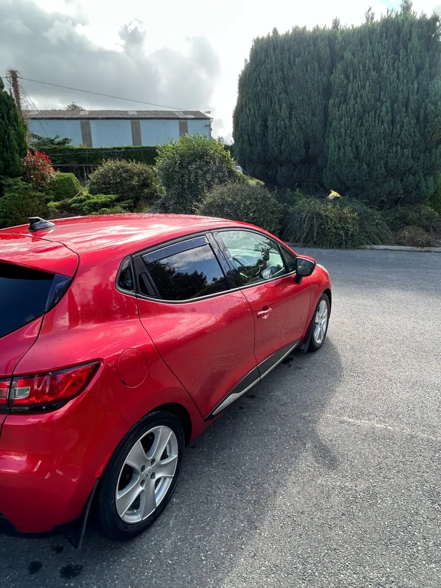 Renault Clio - Image 3