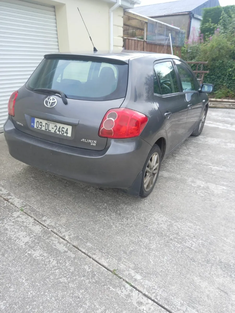 Car - Image 3