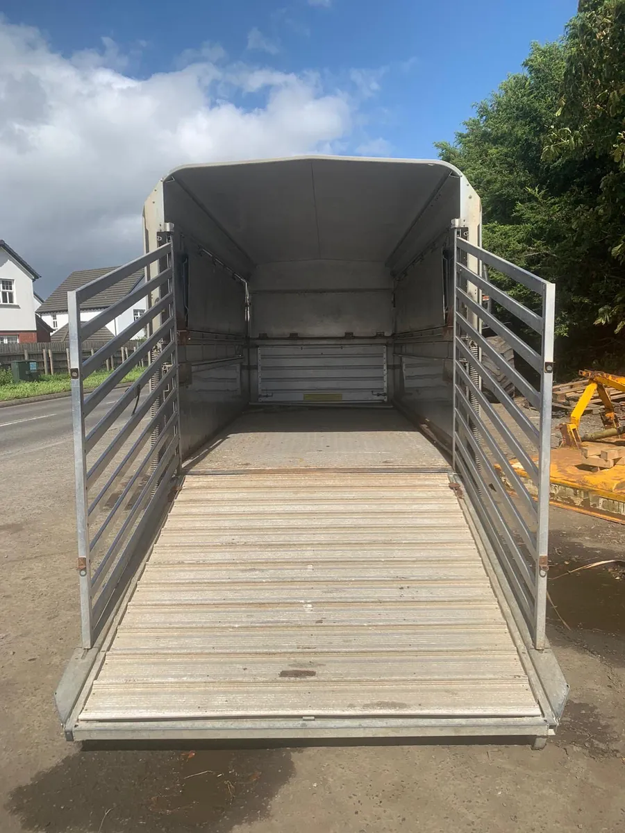 Ifor Williams DP 120 S3 14’x6’ cattle trailer - Image 2