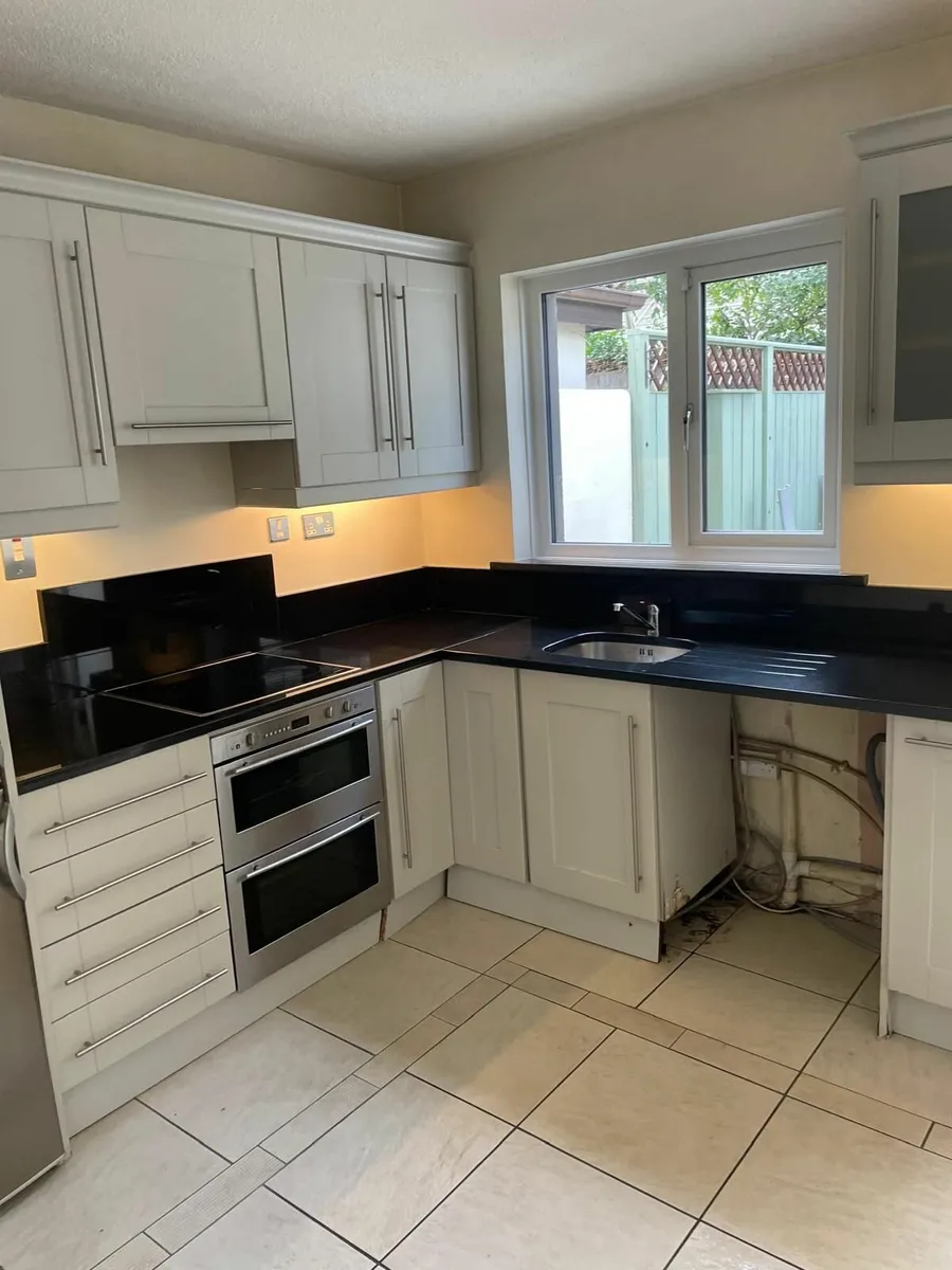 Kitchen & Appliances - Image 2