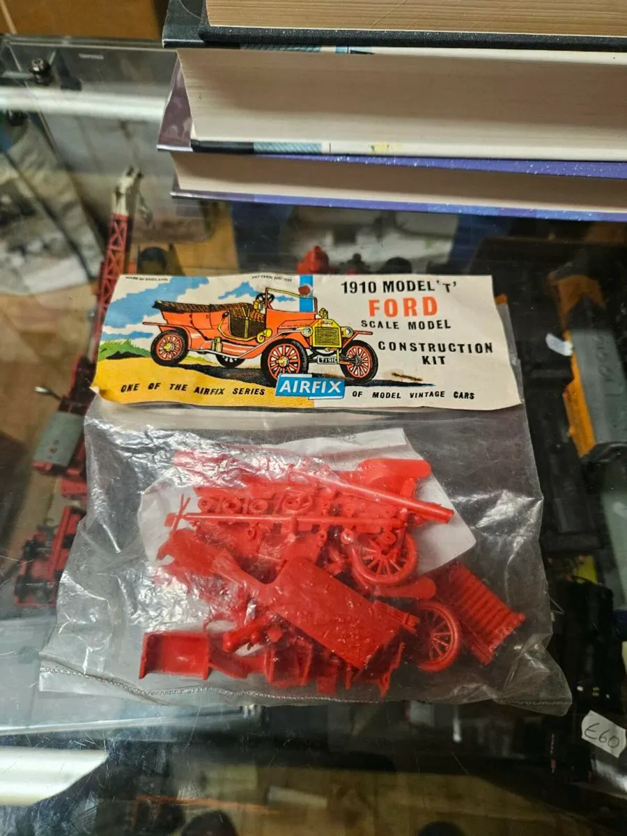 Vintage Airfix Ford Model T Ford - Image 1