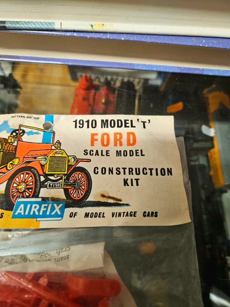 Vintage Airfix Ford Model T Ford - Image 3
