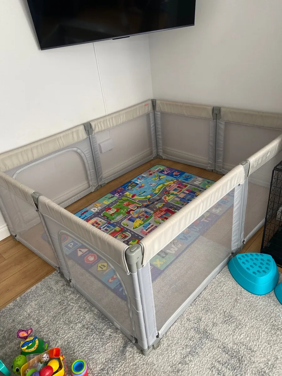 Foldable Playpen - Image 2