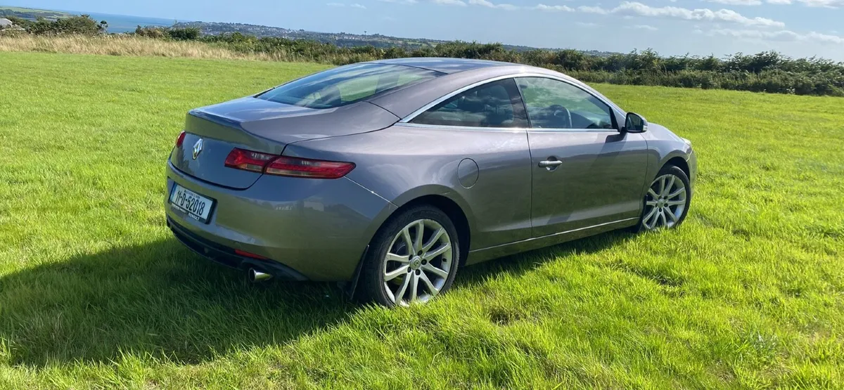 Renault Laguna 2011 - Image 1