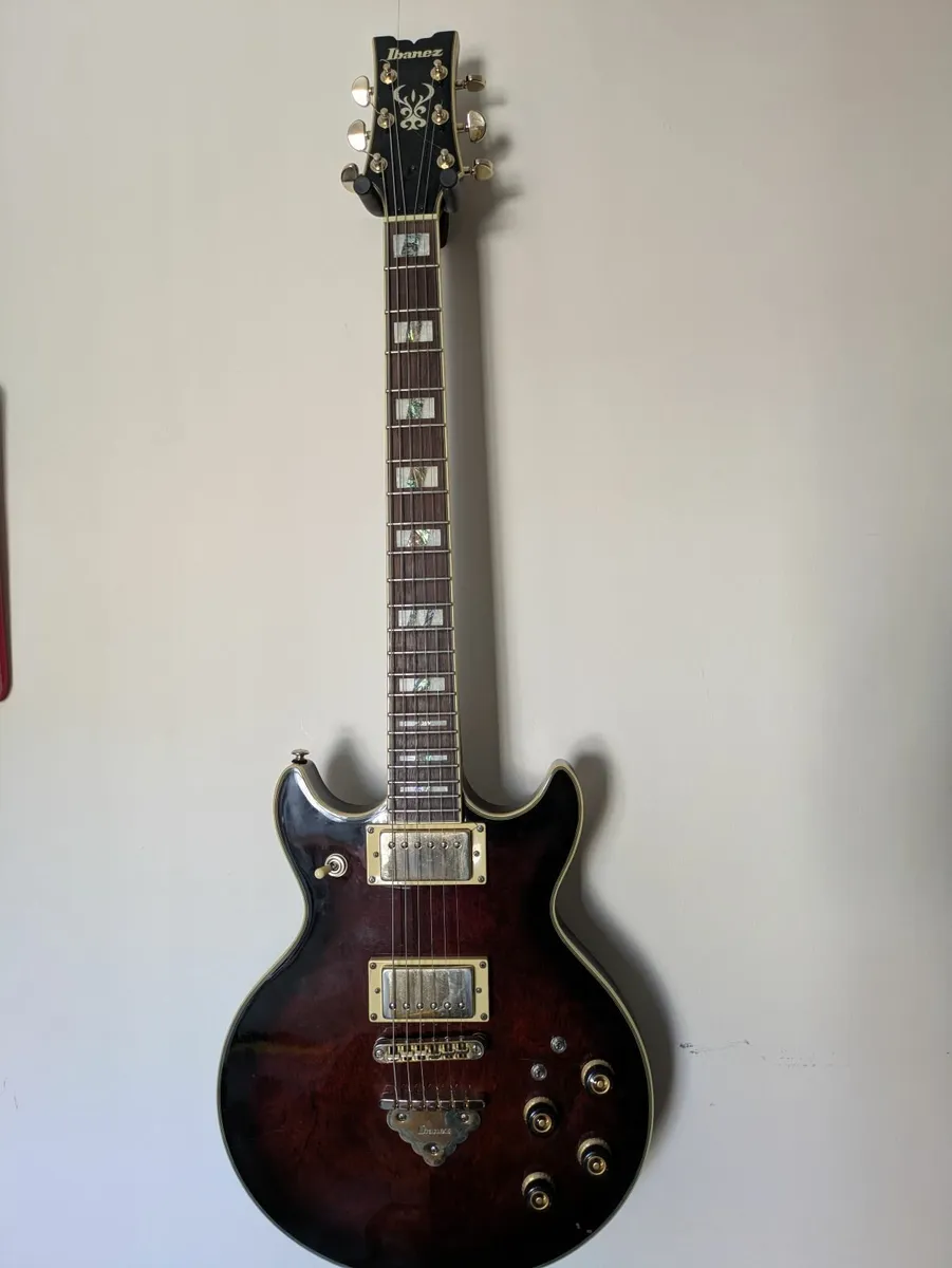 Ibanez ar325