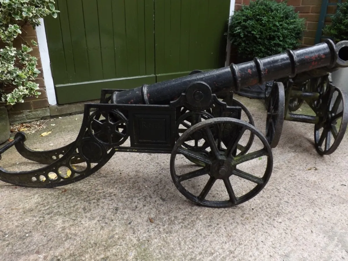 Pair cast iron cannons large - Image 3
