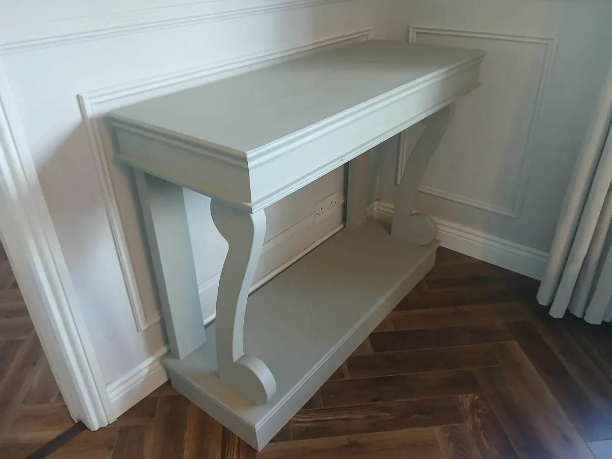 Console table - Image 3