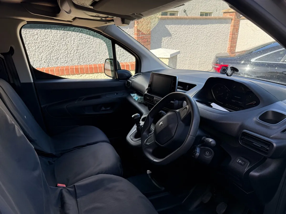2022 Peugeot Partner - No Vat - Image 4