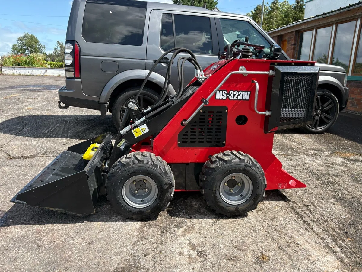 Mini skid steer - Image 2