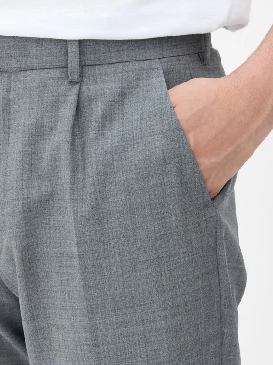 BNWT Men’s Suit Trousers: 36W 32L - Image 3