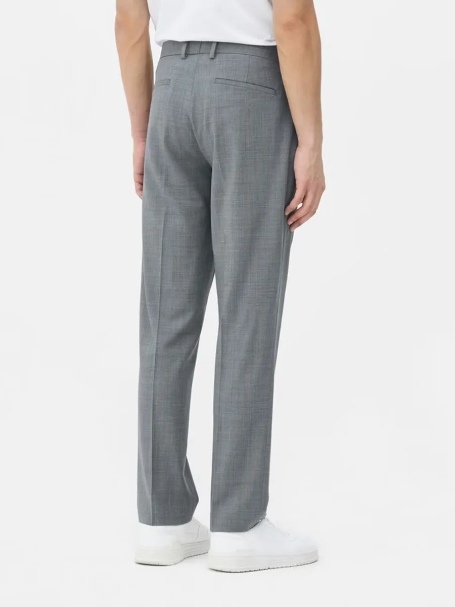 BNWT Men’s Suit Trousers: 36W 32L - Image 4