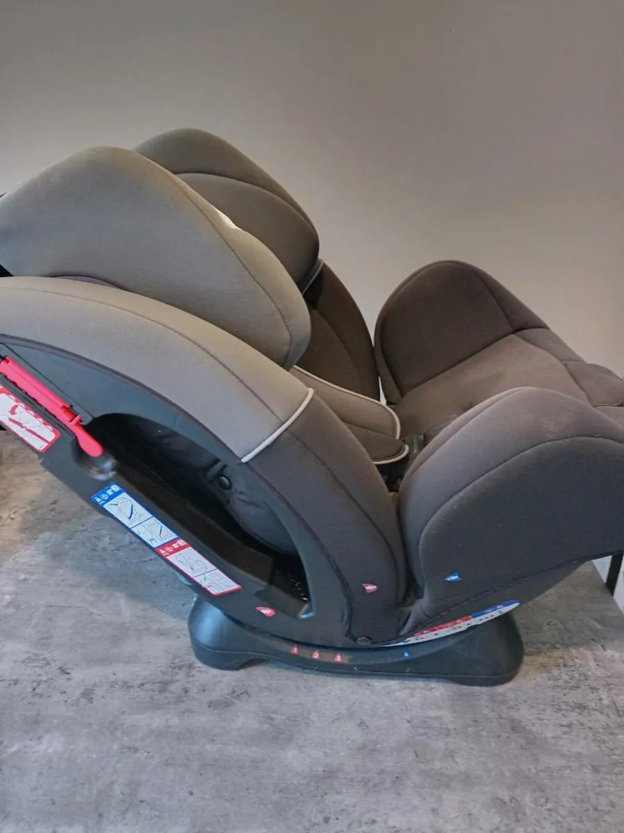 Graco kids car seat. - Image 4