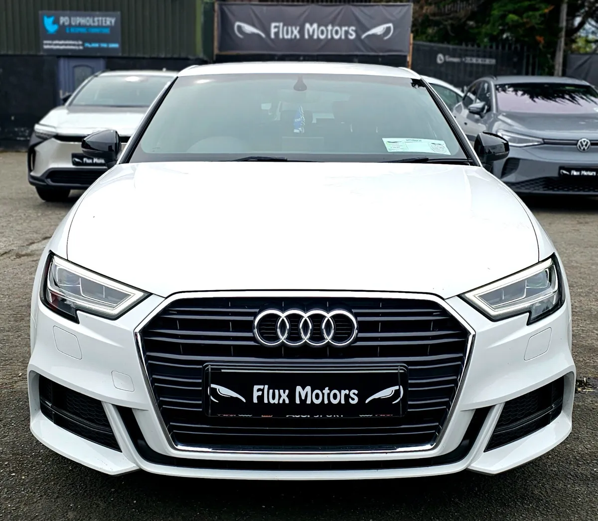 2017 1.6TDI Automatic, S-Line, Fresh Servic - Image 2